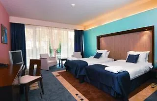 ***  Sky Way Otel Sofya Bulgaristan